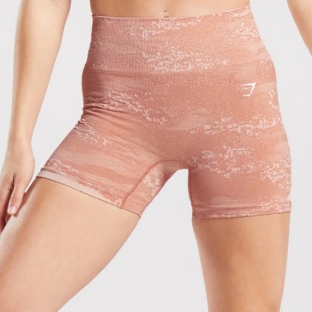NEW Gymshark adapt camo seamless shorts XL misty pink